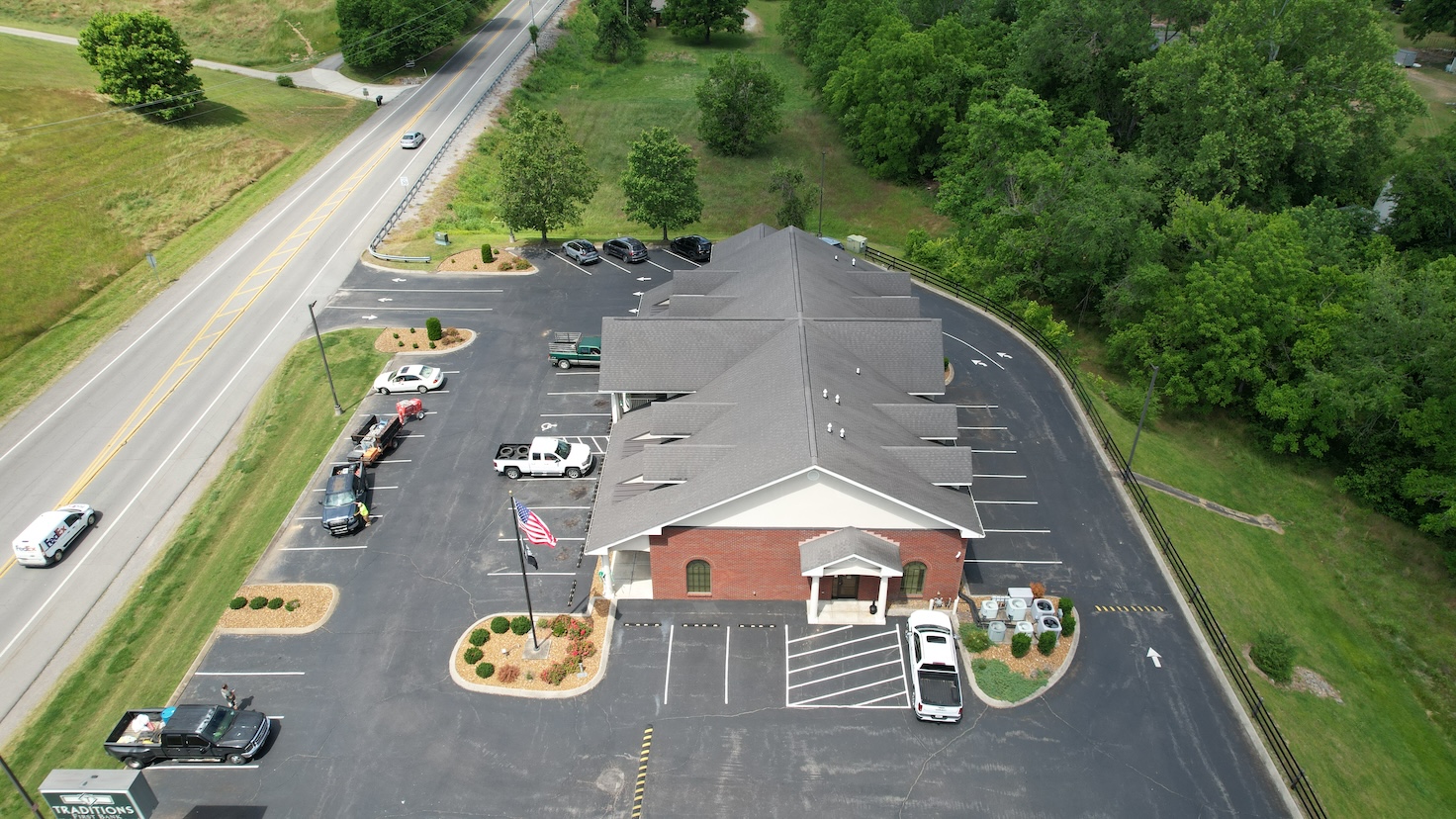 Overview of the roof of a building